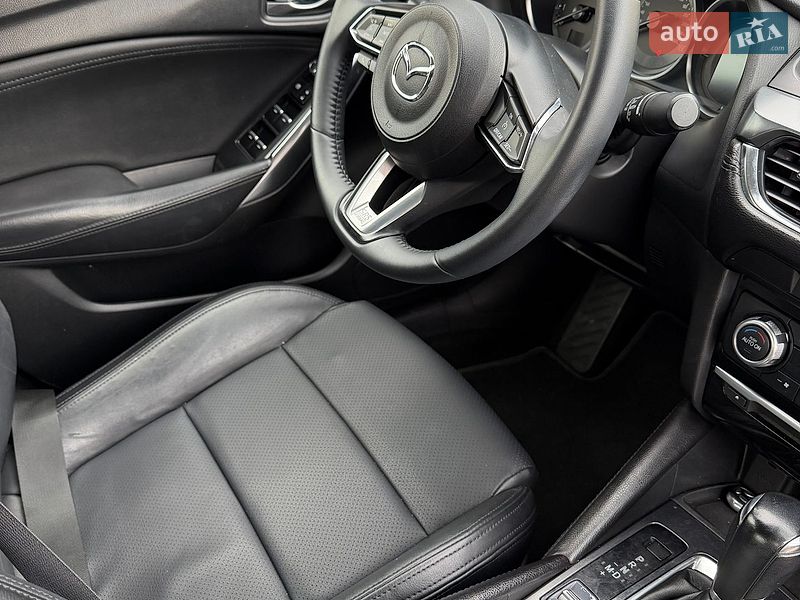 Седан Mazda 6 2017 в Виннице