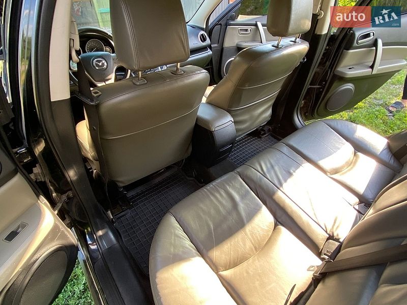 Седан Mazda 6 2007 в Валках