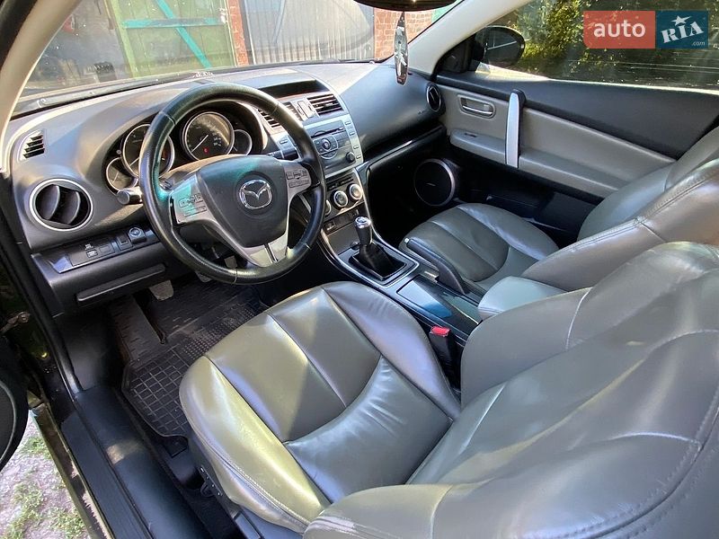 Седан Mazda 6 2007 в Валках