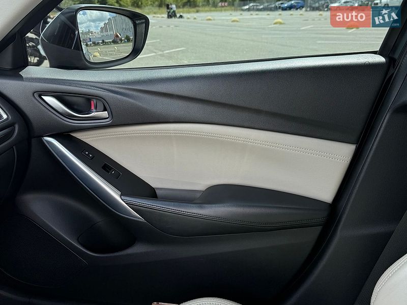 Седан Mazda 6 2014 в Києві
