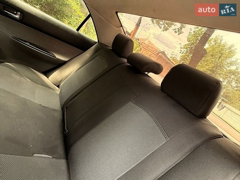 Седан Mazda 6 2005 в Запорожье