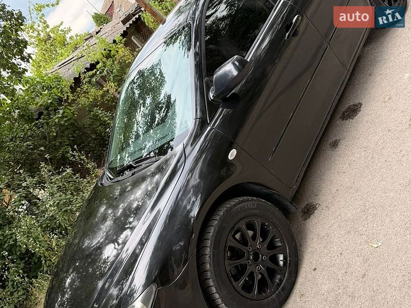 Седан Mazda 6 2005 в Запорожье