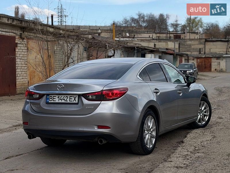 Седан Mazda 6 2014 в Южноукраїнську