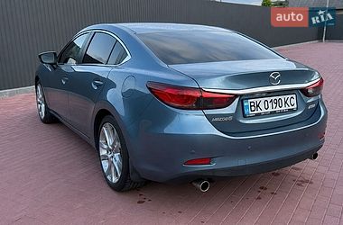 Седан Mazda 6 2013 в Ровно