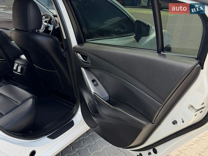 Седан Mazda 6 2016 в Одессе