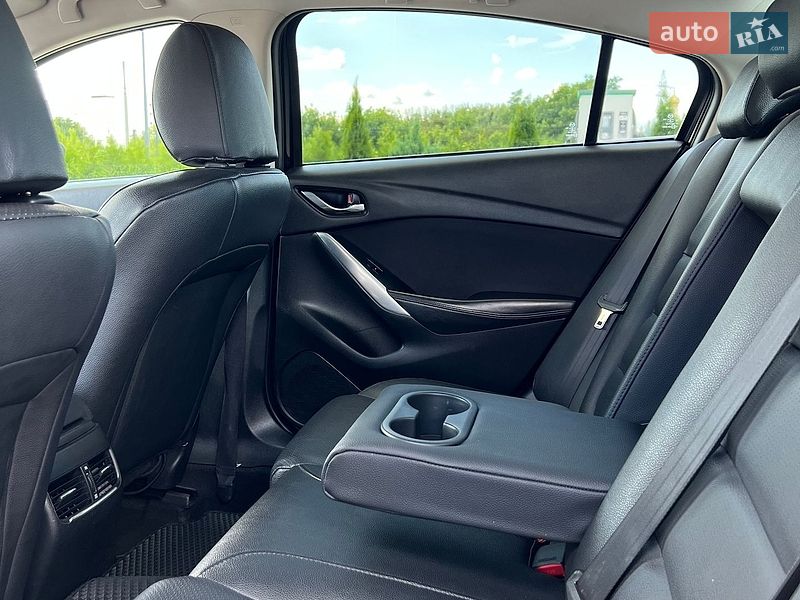 Седан Mazda 6 2013 в Вінниці