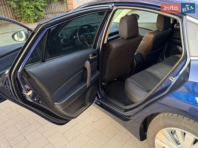 Лифтбек Mazda 6 2009 в Виннице