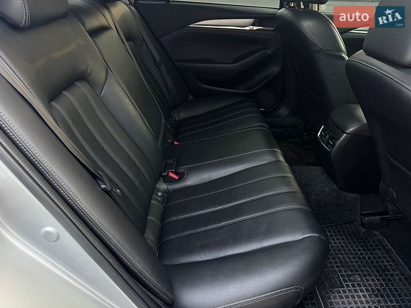Седан Mazda 6 2018 в Днепре
