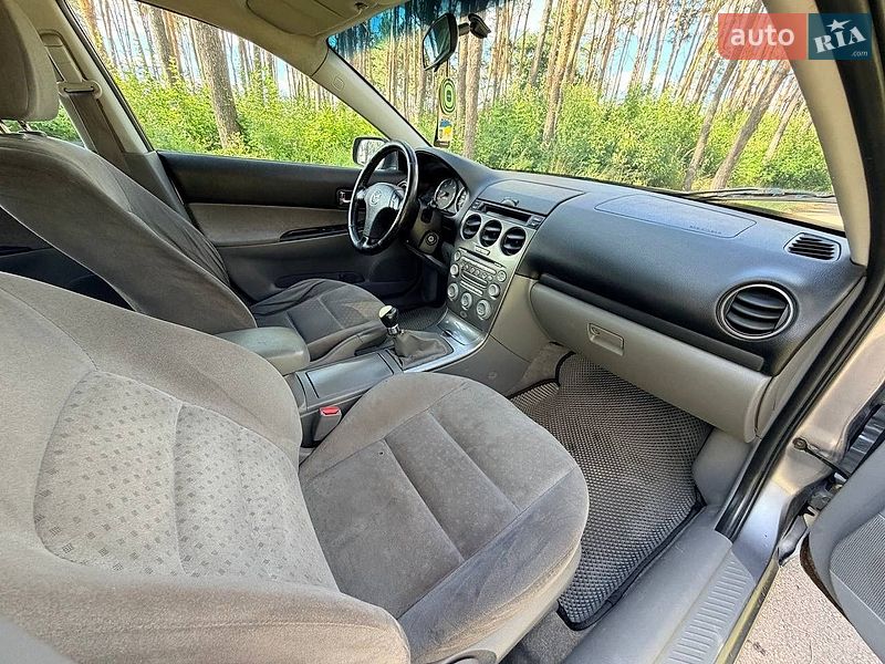 Седан Mazda 6 2004 в Житомирі