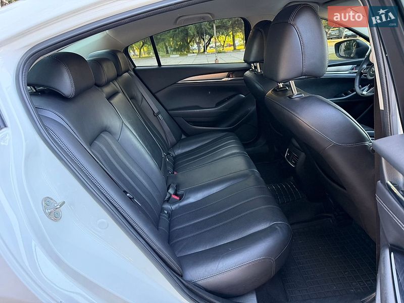 Седан Mazda 6 2018 в Киеве