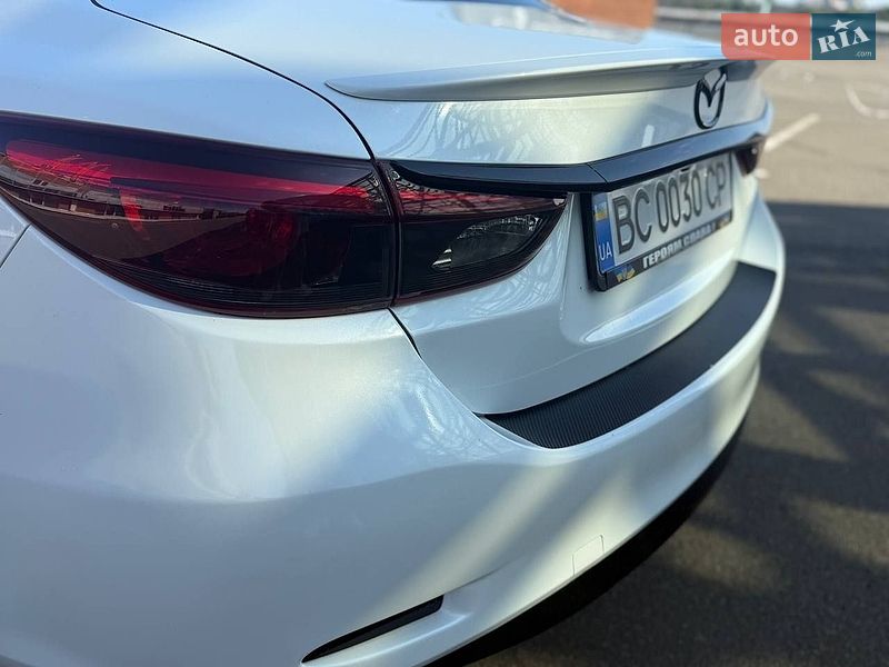 Седан Mazda 6 2015 в Софиевской Борщаговке