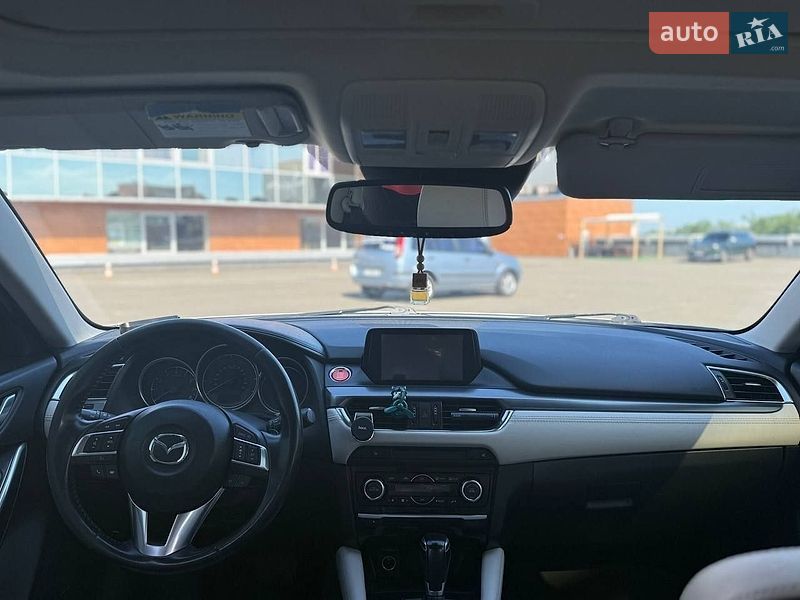 Седан Mazda 6 2015 в Софиевской Борщаговке
