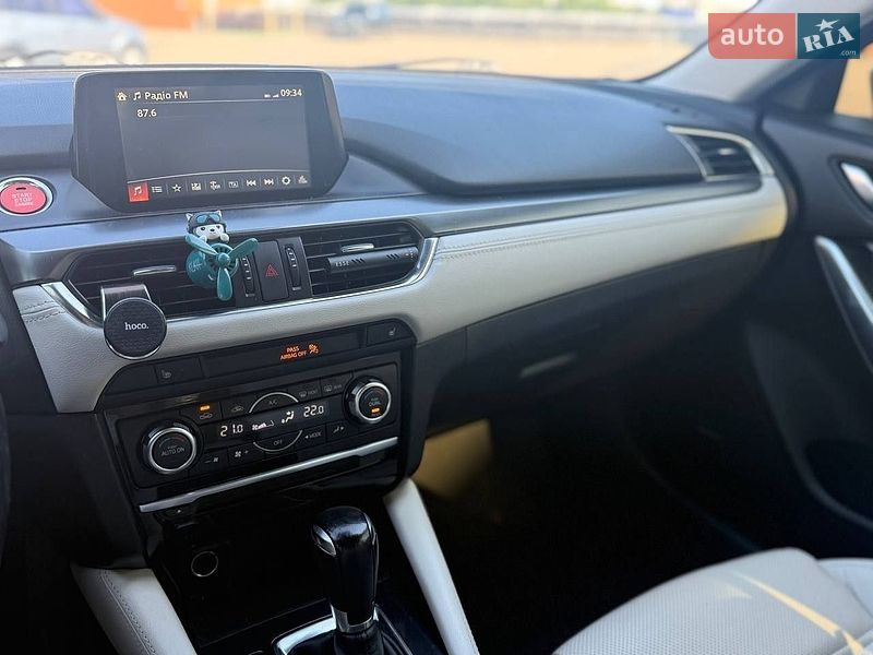 Седан Mazda 6 2015 в Софиевской Борщаговке