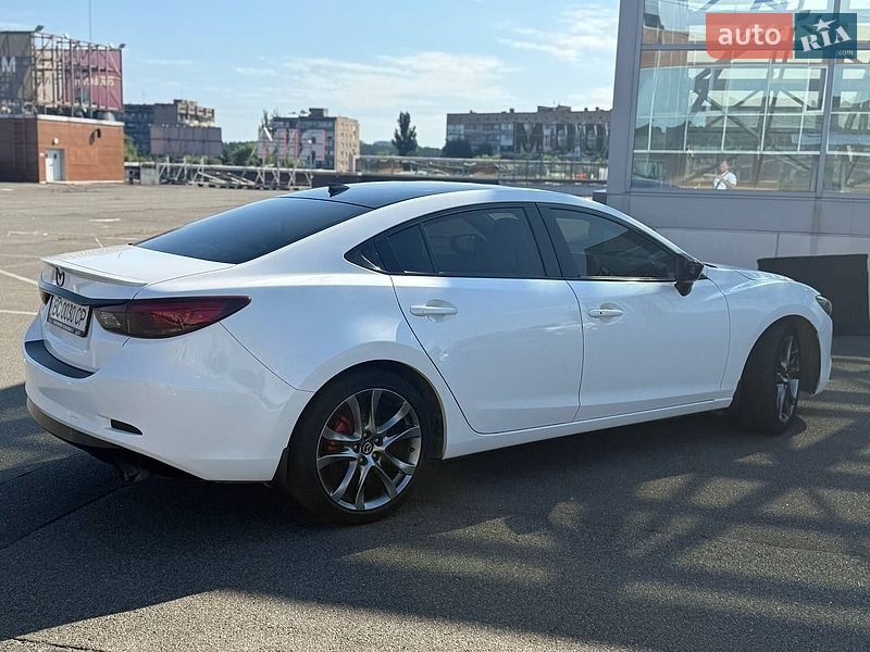 Седан Mazda 6 2015 в Софиевской Борщаговке