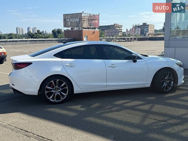 Седан Mazda 6 2015 в Софиевской Борщаговке