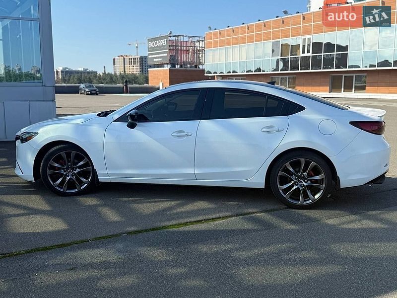 Седан Mazda 6 2015 в Софиевской Борщаговке