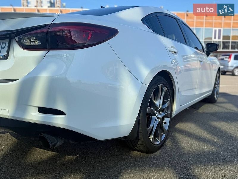 Седан Mazda 6 2015 в Софиевской Борщаговке