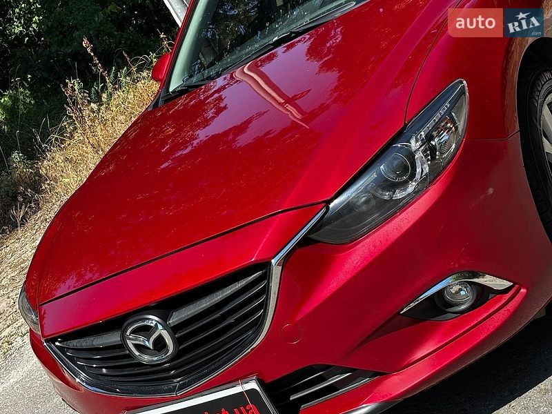 Седан Mazda 6 2014 в Белогородке