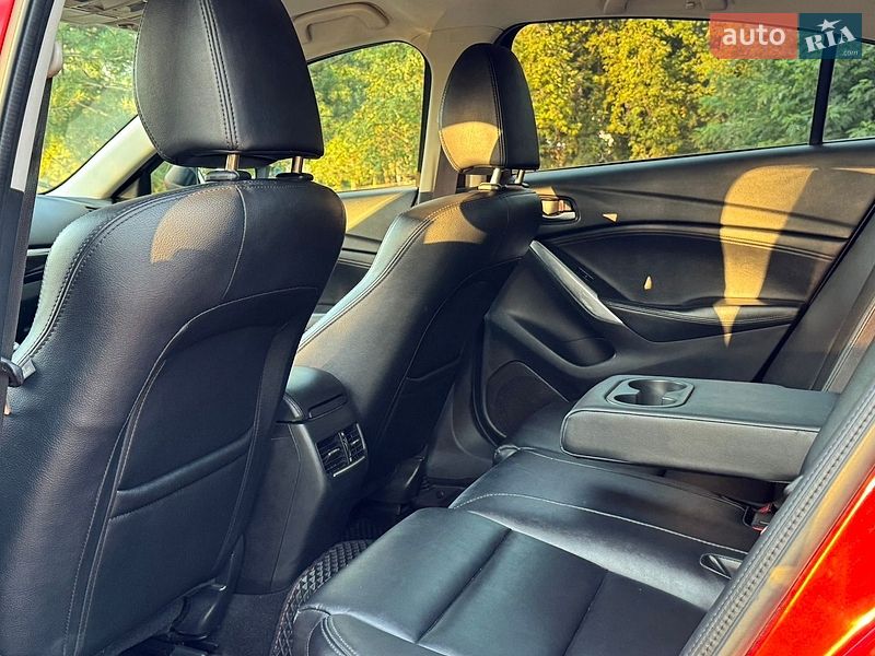 Седан Mazda 6 2014 в Львове