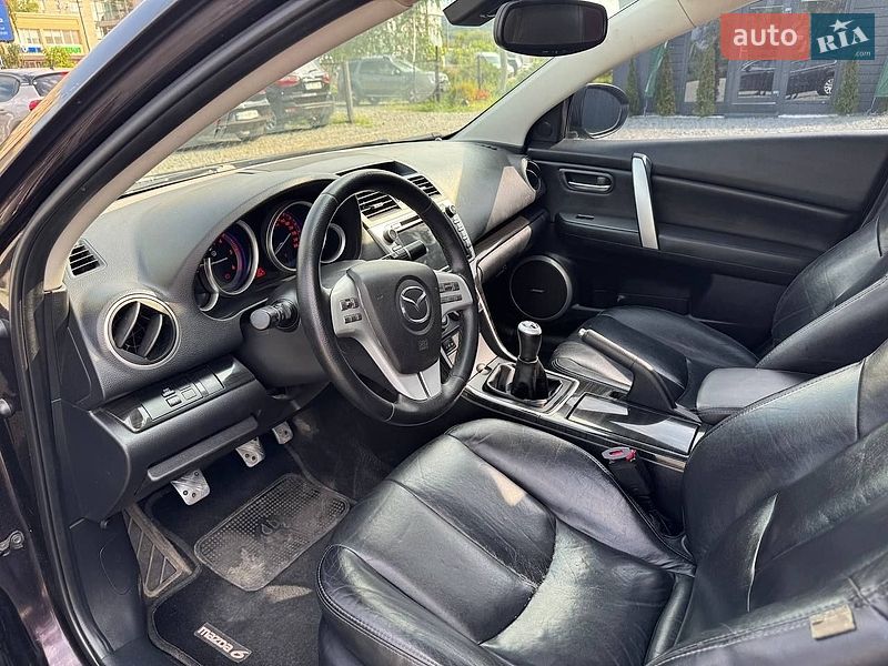 Седан Mazda 6 2008 в Чернівцях
