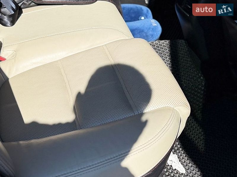 Седан Mazda 6 2013 в Чернівцях