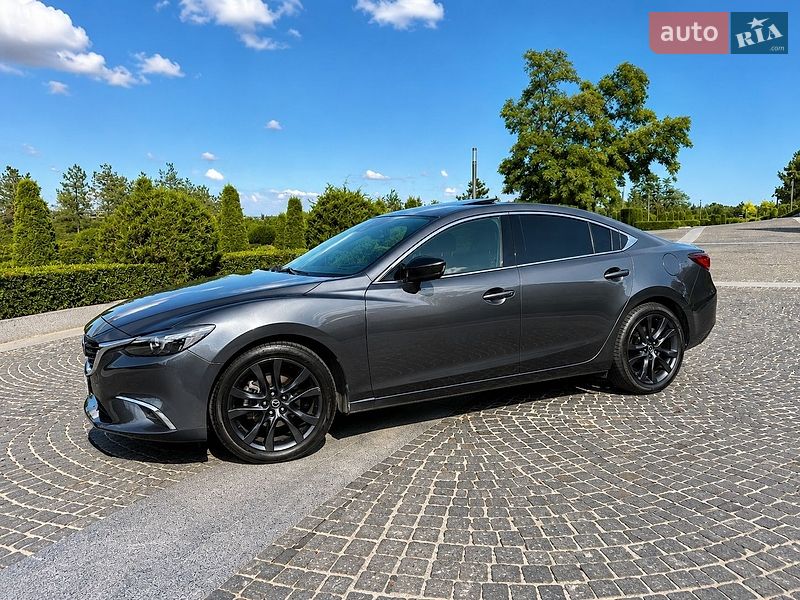 Седан Mazda 6 2016 в Днепре