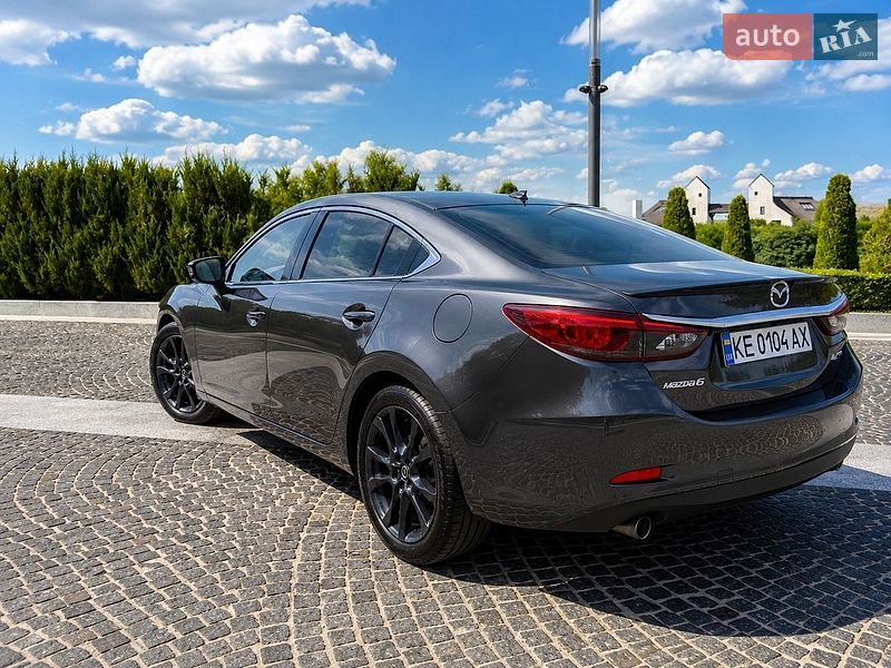 Седан Mazda 6 2016 в Днепре