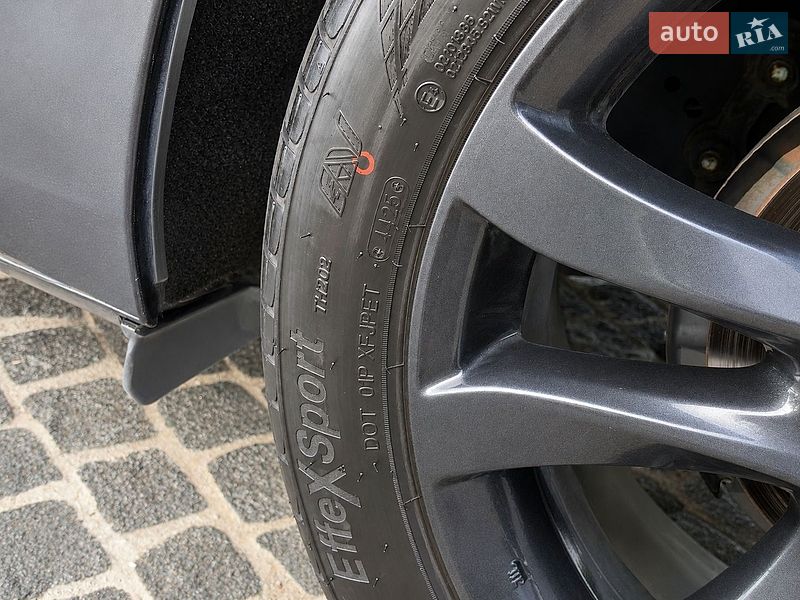Седан Mazda 6 2016 в Днепре