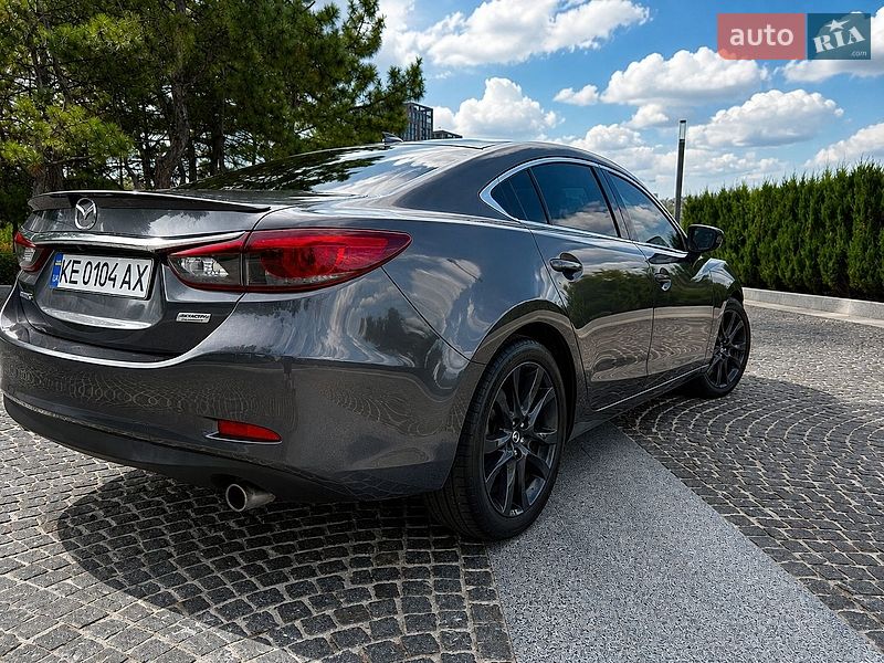 Седан Mazda 6 2016 в Днепре
