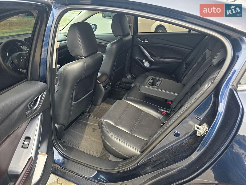 Седан Mazda 6 2015 в Киеве