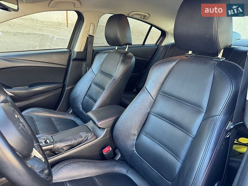 Седан Mazda 6 2014 в Києві