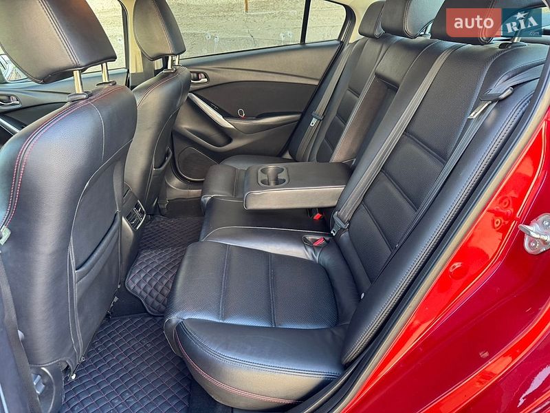Седан Mazda 6 2014 в Києві