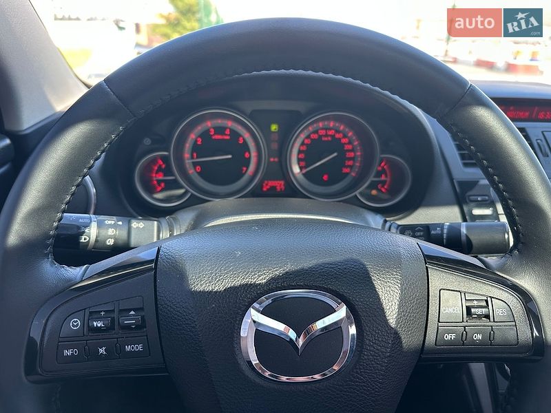 Седан Mazda 6 2010 в Києві
