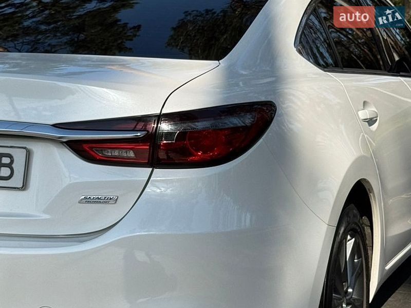 Седан Mazda 6 2018 в Житомирі