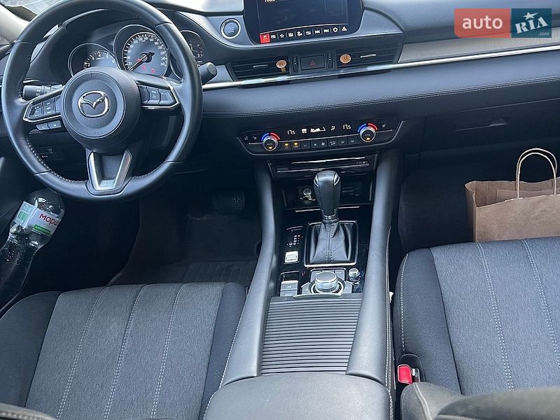 Седан Mazda 6 2019 в Киеве