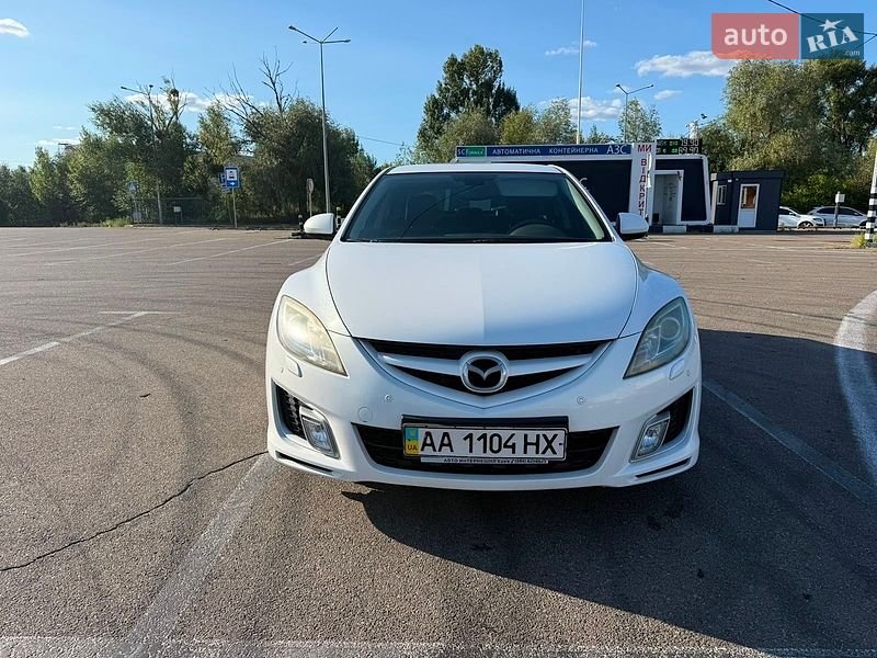 Лифтбек Mazda 6 2008 в Киеве
