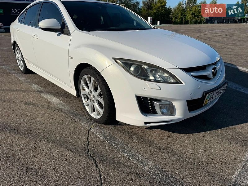 Лифтбек Mazda 6 2008 в Киеве