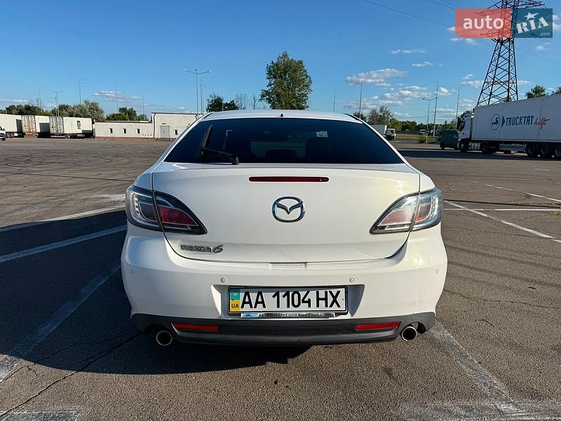 Лифтбек Mazda 6 2008 в Киеве