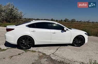 Седан Mazda 6 2016 в Болграді