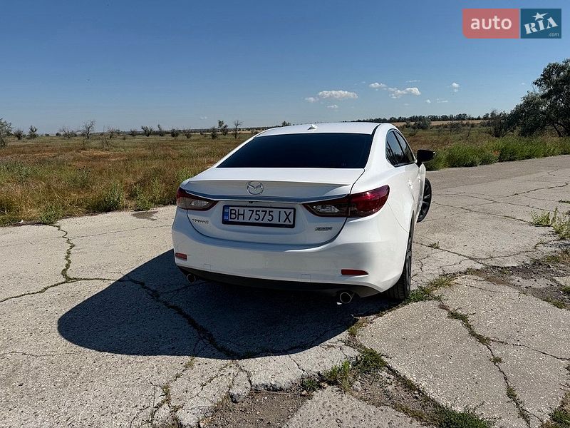 Седан Mazda 6 2016 в Болграде