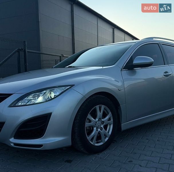 Универсал Mazda 6 2010 в Ивано-Франковске