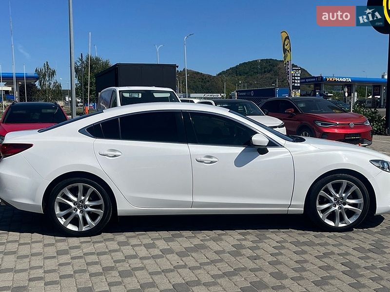 Седан Mazda 6 2012 в Мукачево