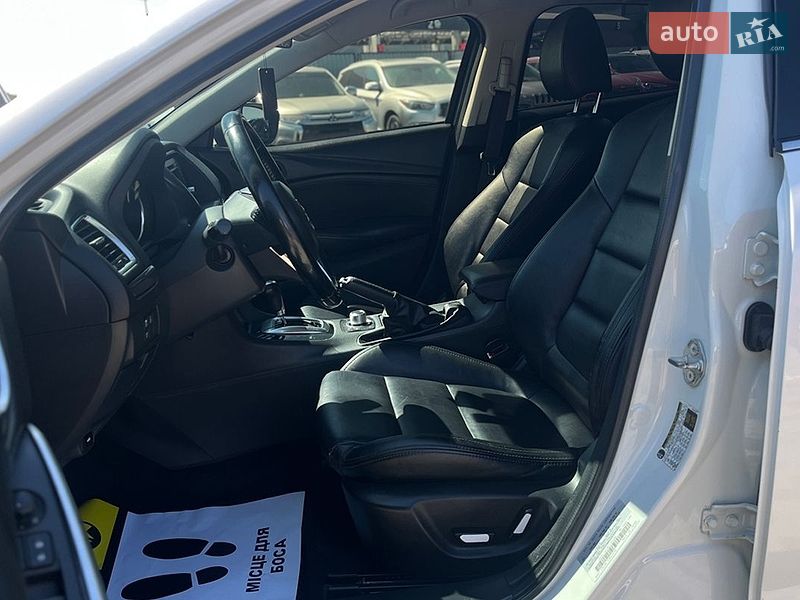 Седан Mazda 6 2012 в Мукачево