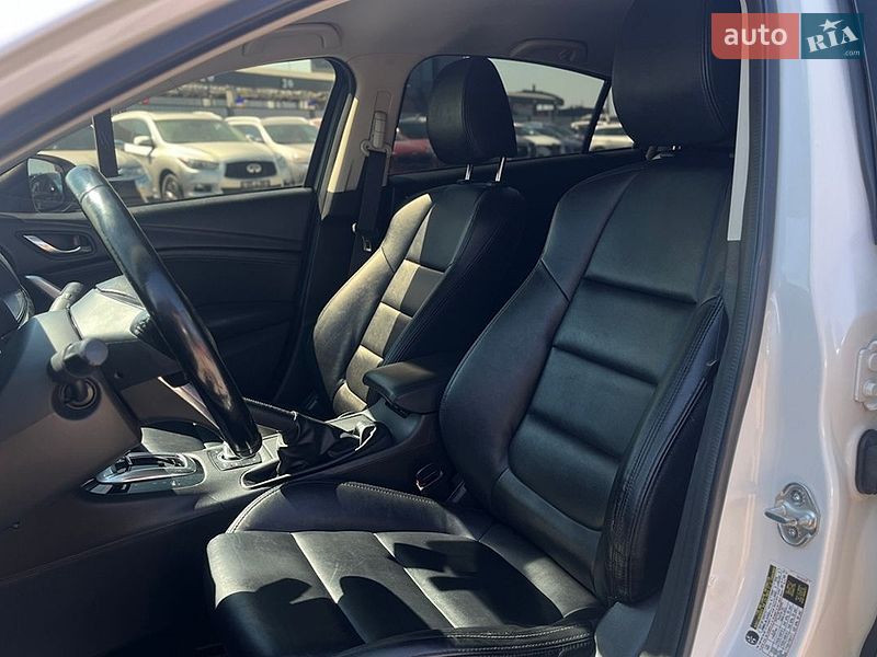 Седан Mazda 6 2012 в Мукачево