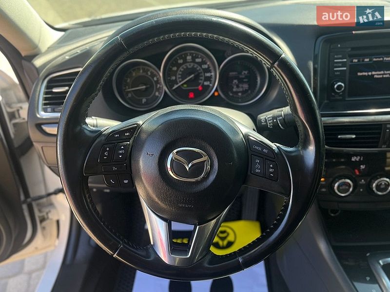 Седан Mazda 6 2012 в Мукачево