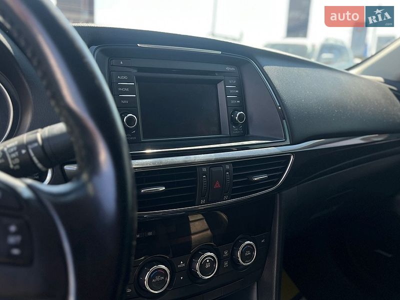 Седан Mazda 6 2012 в Мукачево
