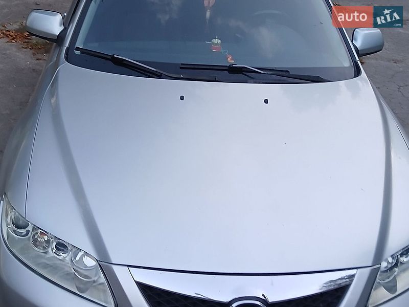 Седан Mazda 6 2005 в Луцке
