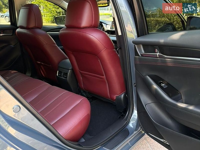 Седан Mazda 6 2020 в Днепре