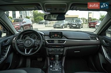 Седан Mazda 6 2016 в Чернівцях