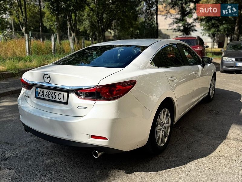 Седан Mazda 6 2015 в Киеве